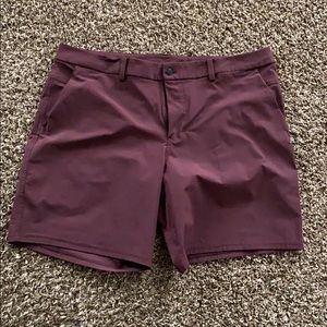 Men’s Lululemon Commission short